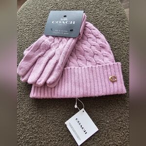 NWT Coach Lilac Cable Knit Beanie & Gloves Set